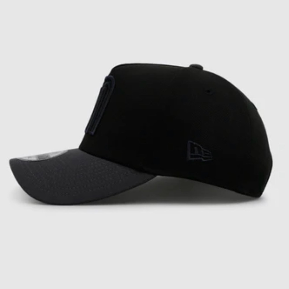 New Era Black and Gray Mexico SnapBack - Picture 4 of 5